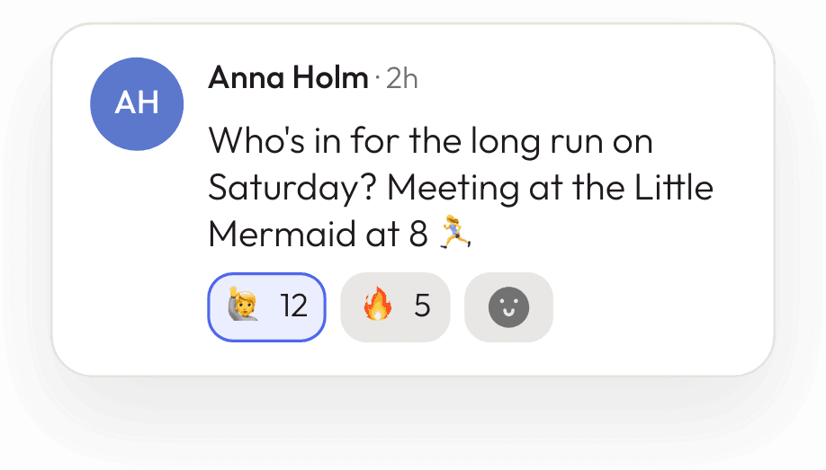 A Joyn chat message from Anna Holm asking who's in for Saturday's long run, with reactions.